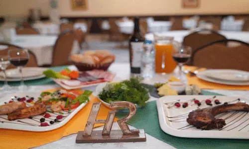 هتل رجینه ایروان ارمنستان
